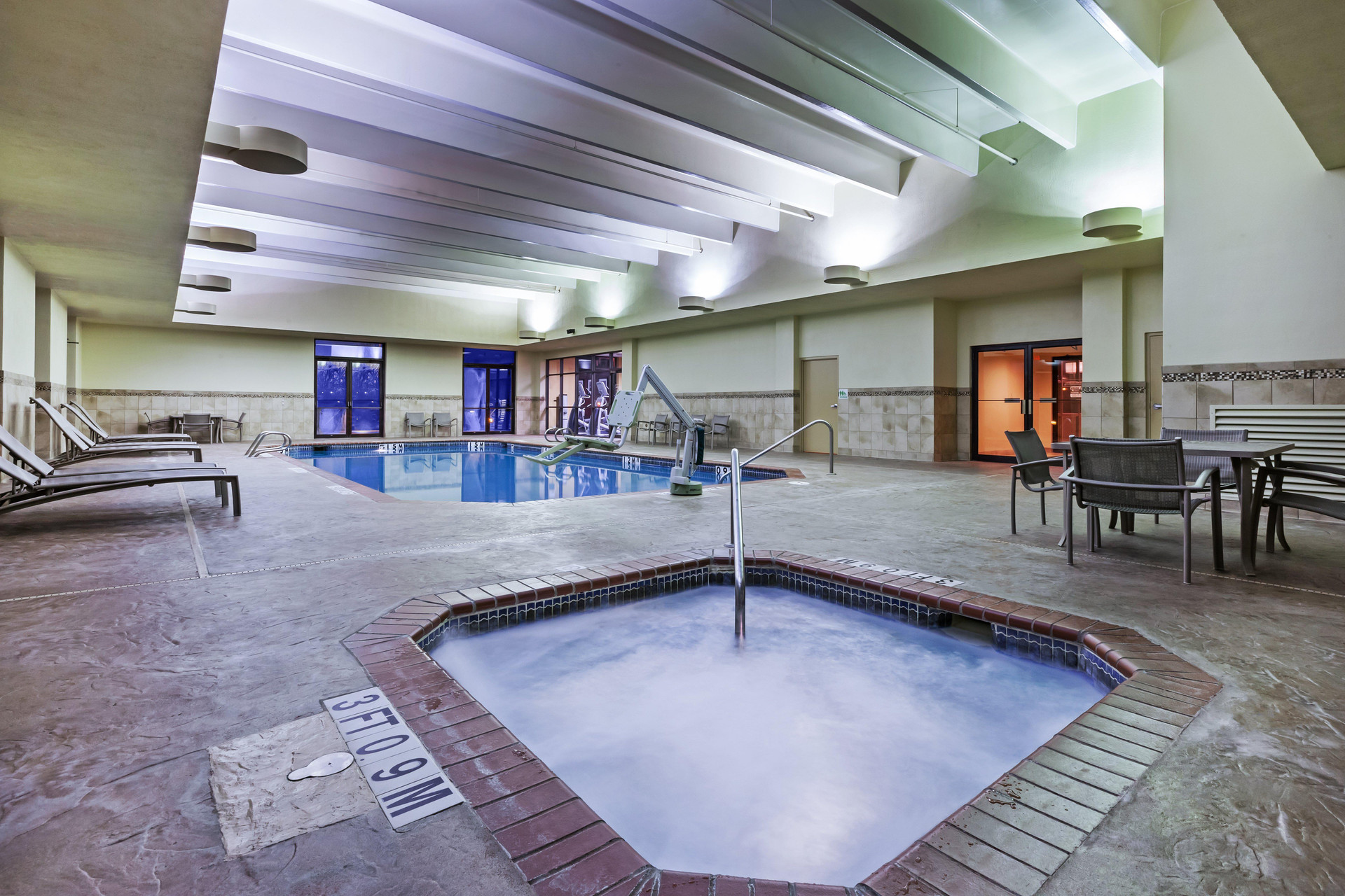 Vista Piscina Holiday Inn Springdale/Fayetteville Area by IHG
