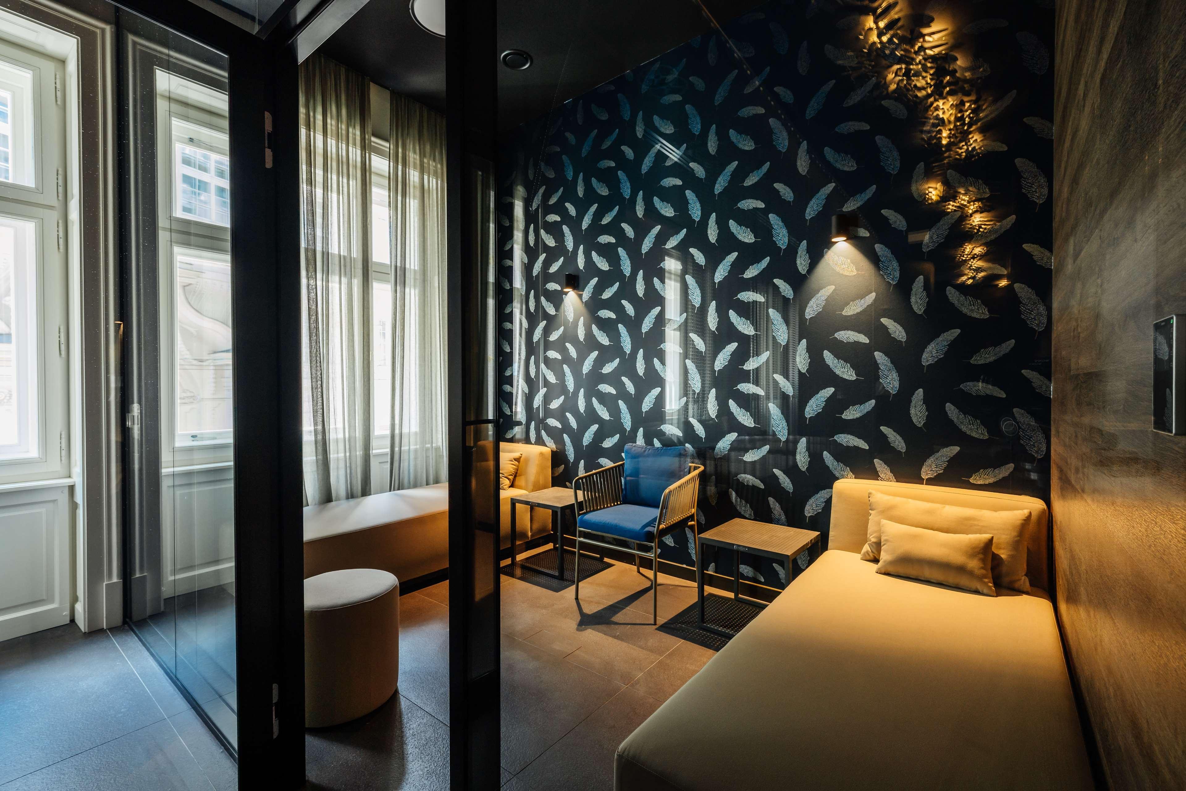 Spa Radisson Blu Carlton Hotel, Bratislava