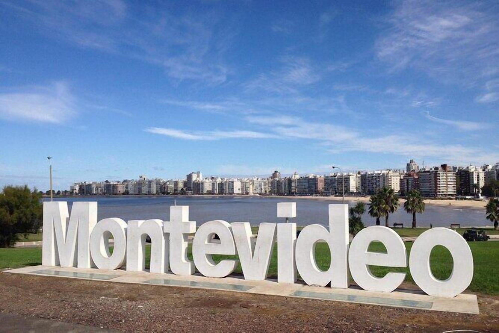 Varios Alvear Hotel