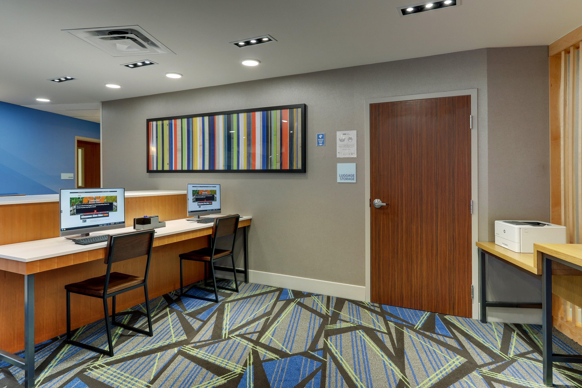 Vista Exterior Holiday Inn Express & Suites Troy by IHG
