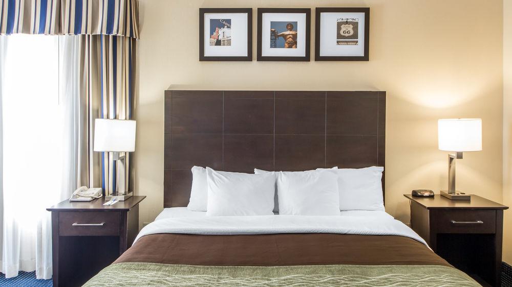Habitación Quality Inn Tulsa - Downtown West
