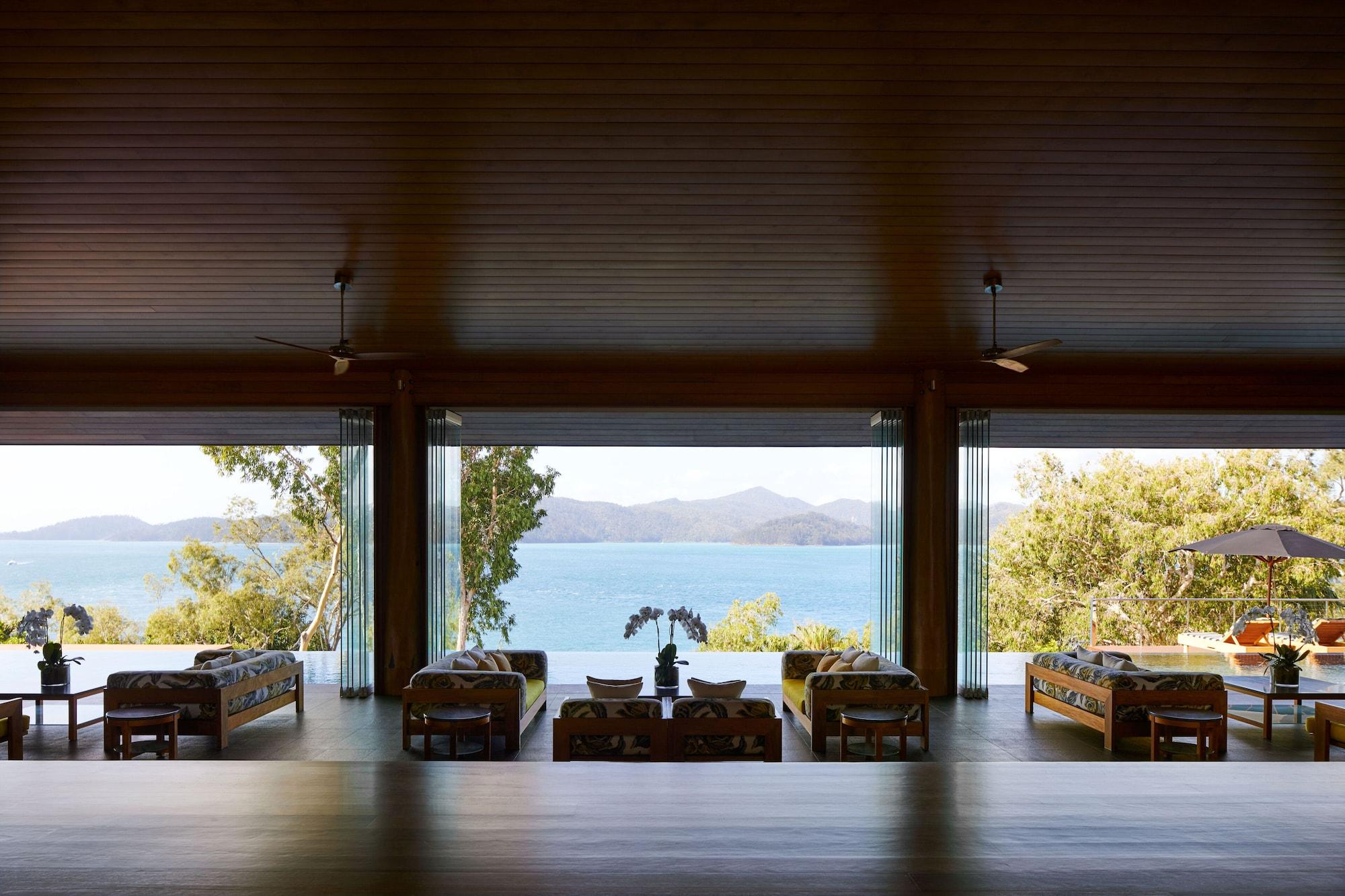 Vista Lobby Qualia