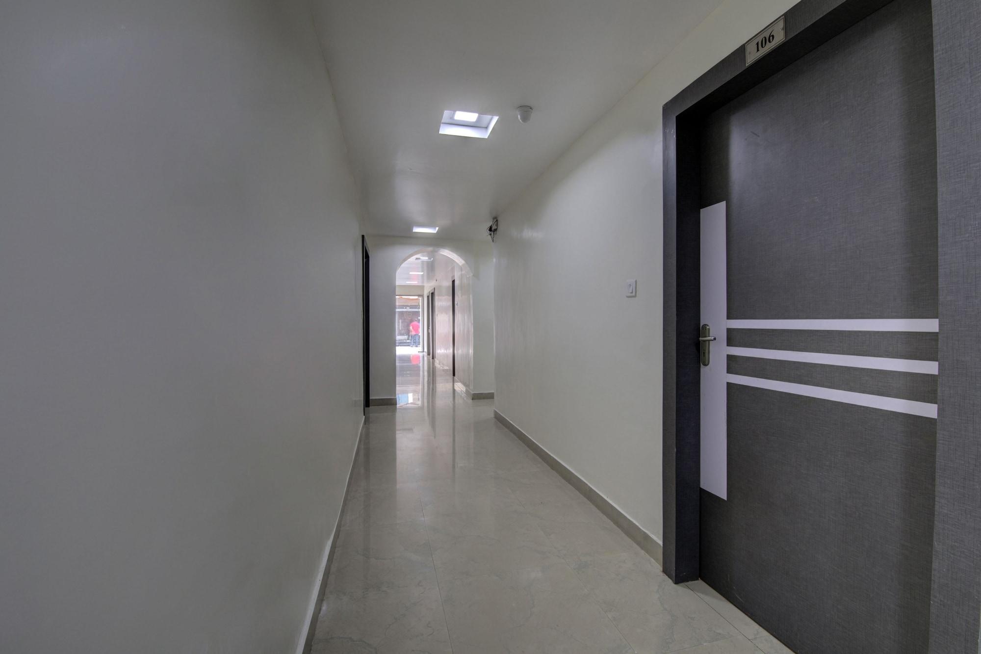 Comodidades del Alojamiento OYO 17188 A K Residency