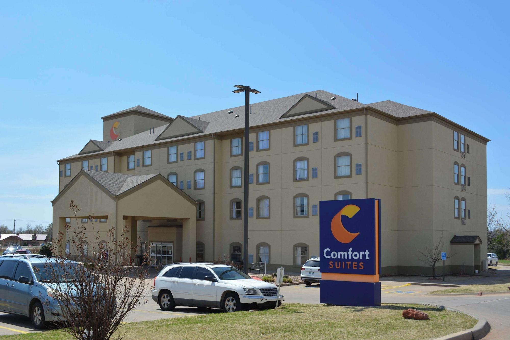 Vista Exterior Comfort Suites Yukon - SW Oklahoma City
