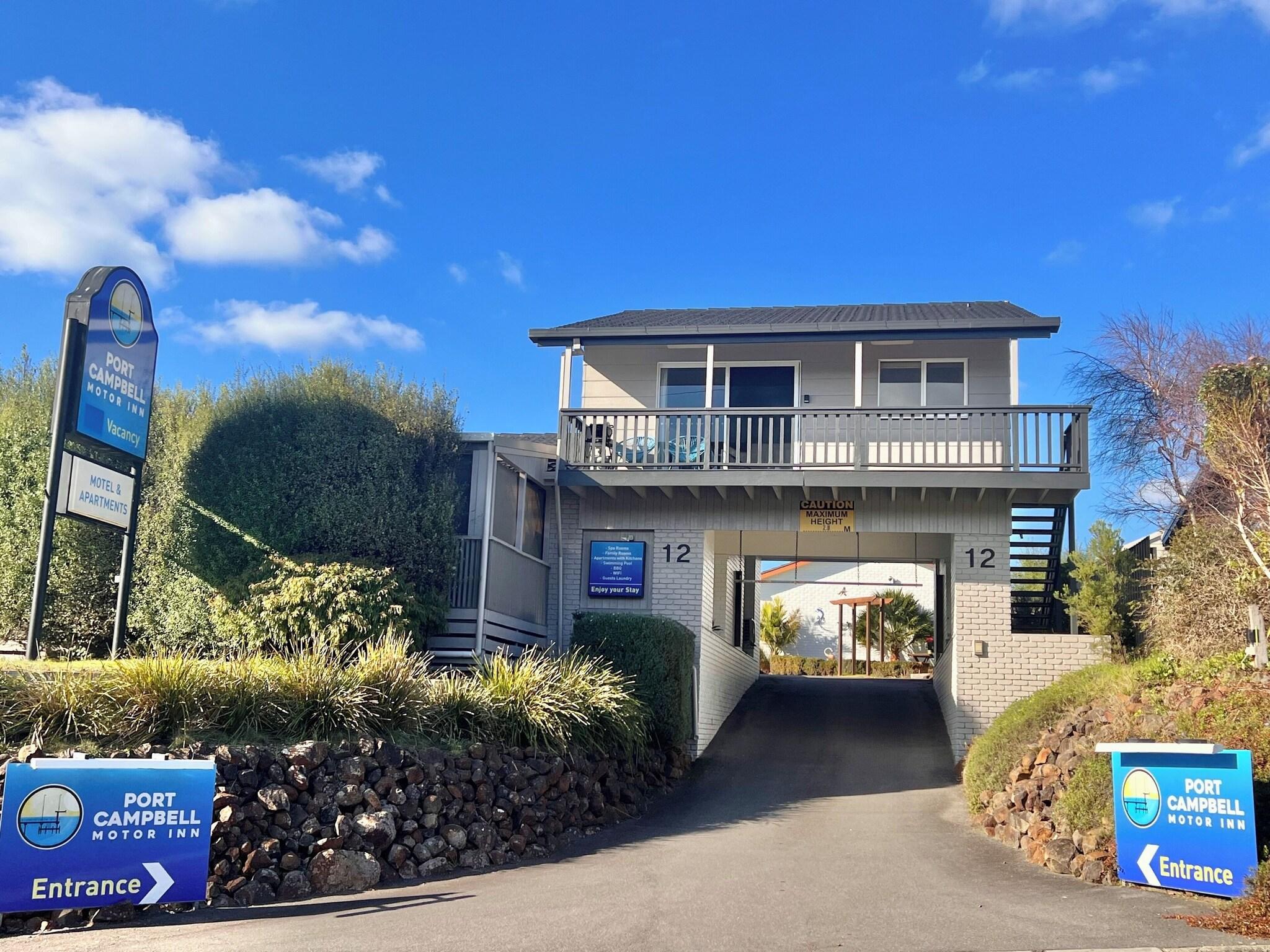 Varios Port Campbell Motor Inn