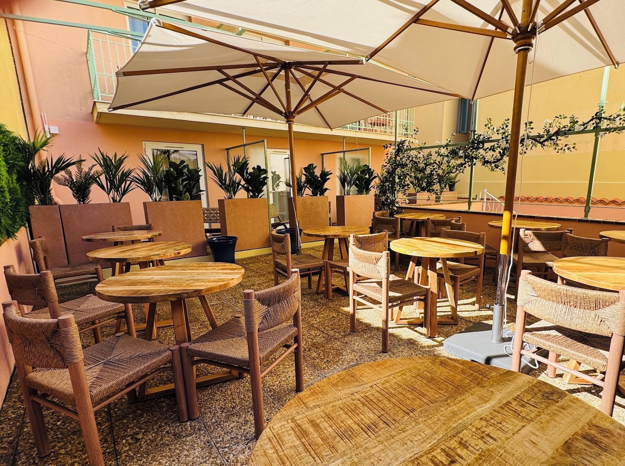 Equipamiento de Habitación Hôtel Gabriel - Nouveauté 2025