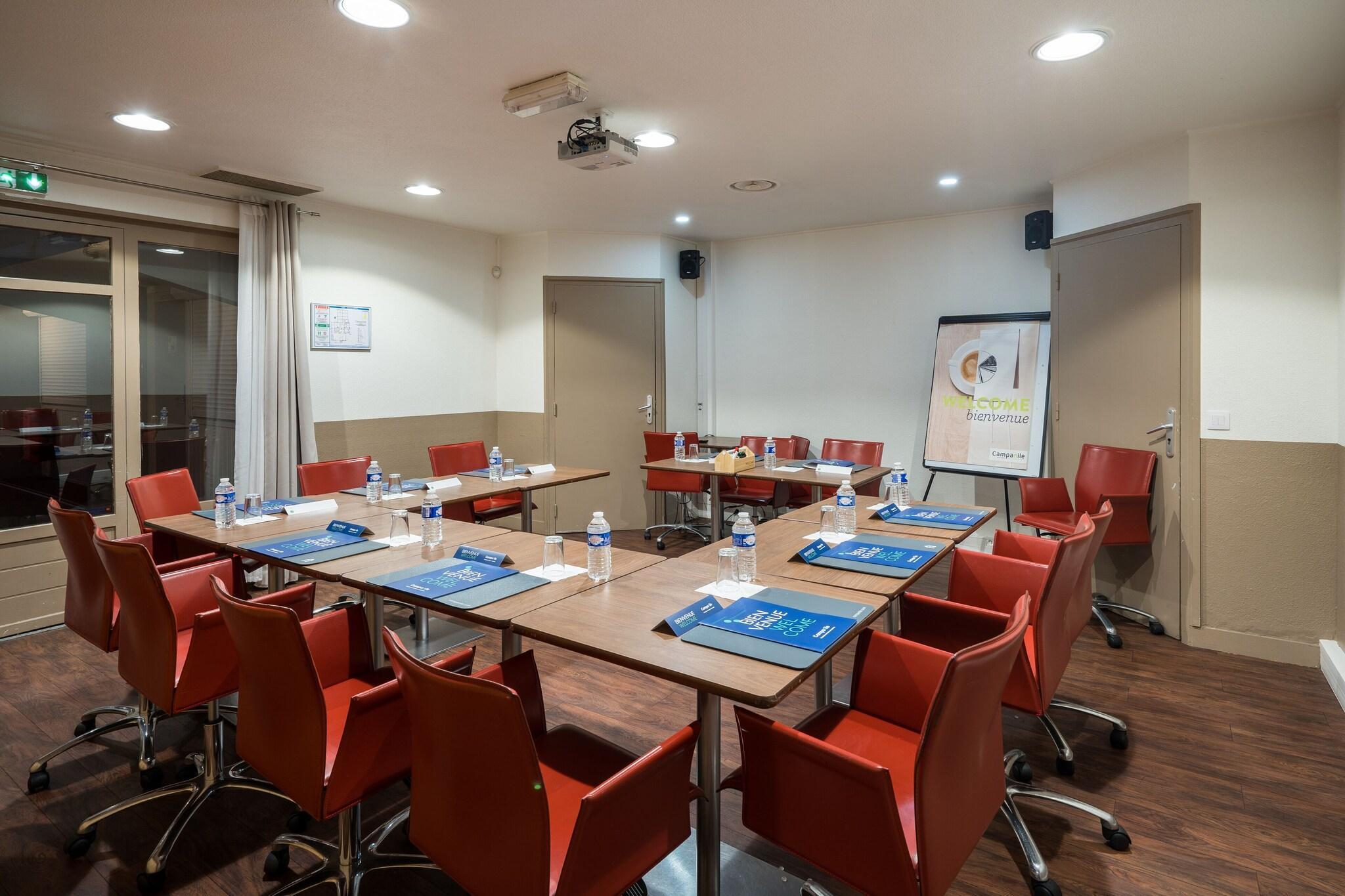 Sala de Reuniones Hotel Campanile Montesson - Le Vésinet