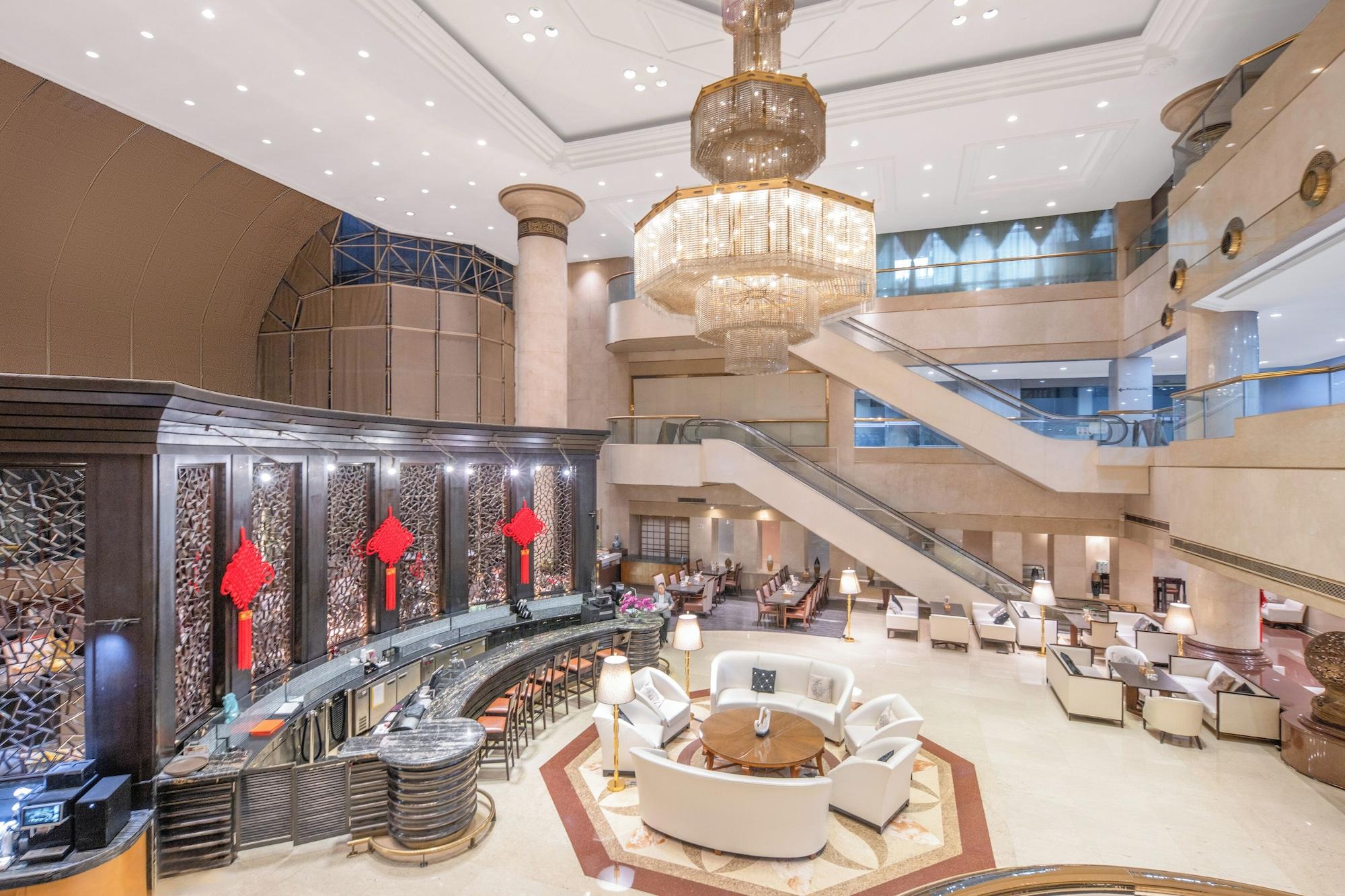 Restaurant Shanghai QILU Hotel