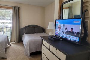 Alquiler Vacacional - Cozy 2-Bedroom Condo, Stunning Golf Course Views – Perfect for Families & Groups