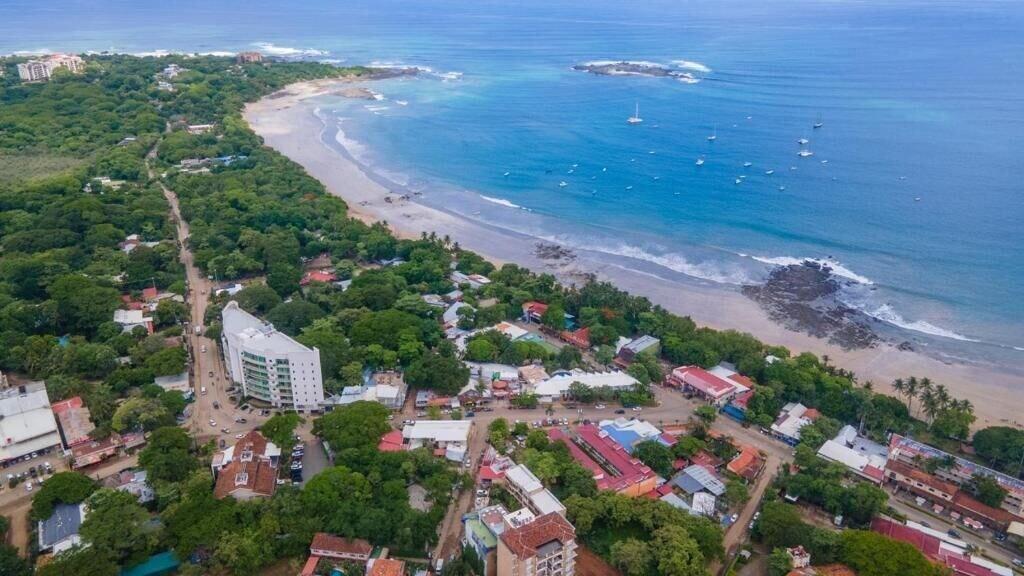 Playa Zulu Surf Hotel
