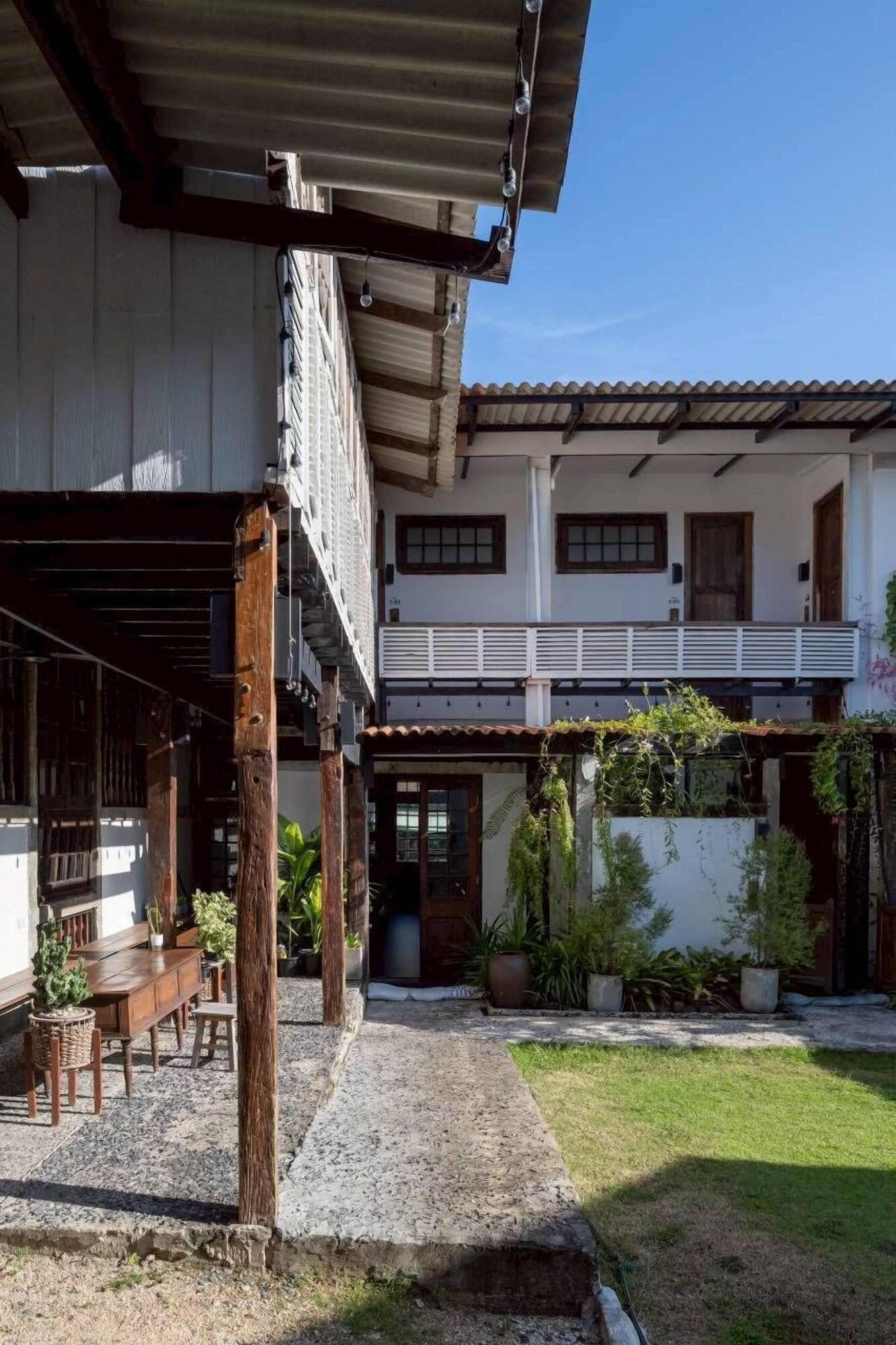 Varios VELAWARIN HOTEL