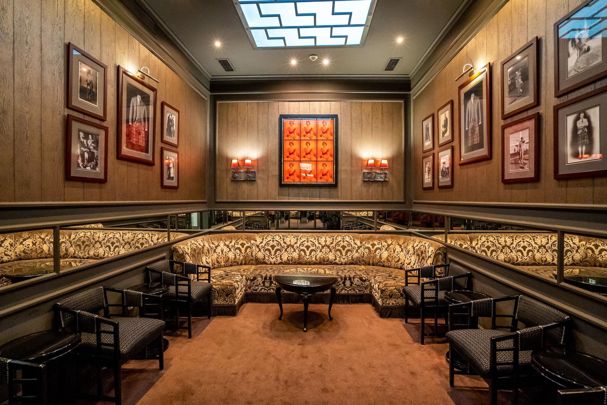 Bar/Salón Grande Hotel do Porto