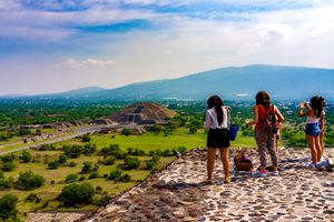 Actividad - Teotihuacán, Tlatelolco y Basílica de Guadalupe