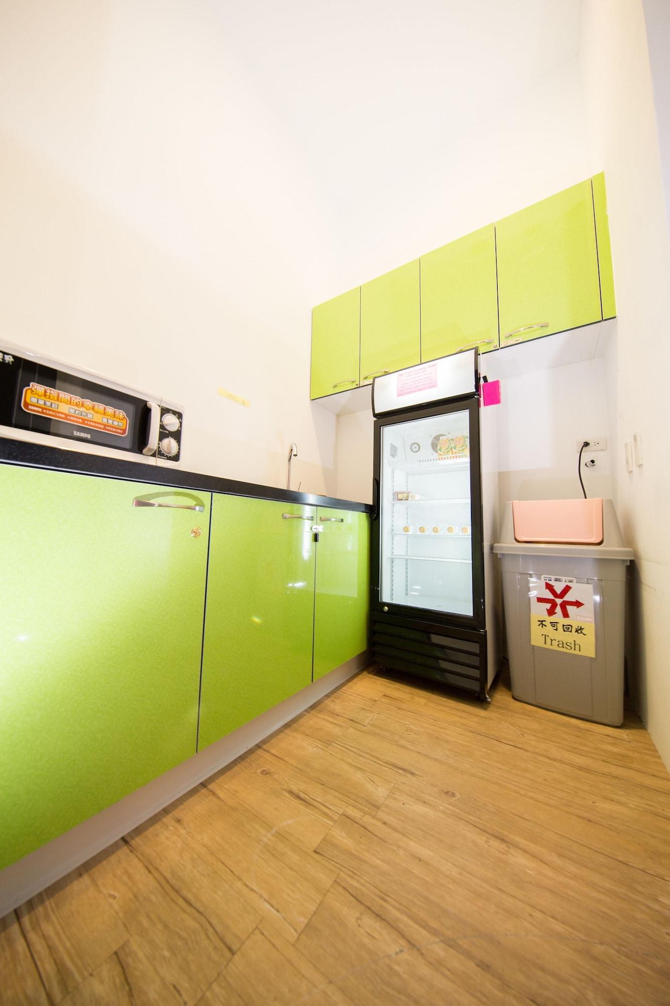 Restaurant SleepBox Hotel - Ximen