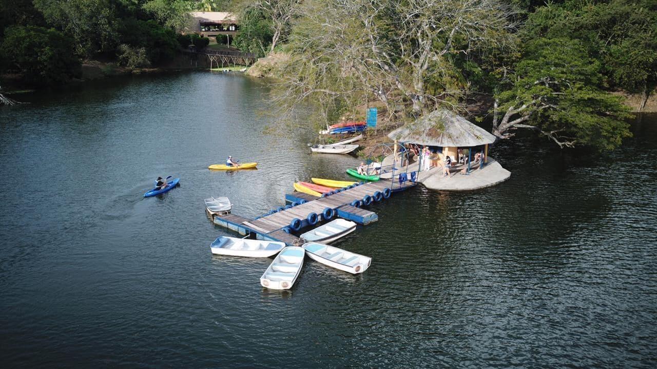 Varios Hosteria florida tropical
