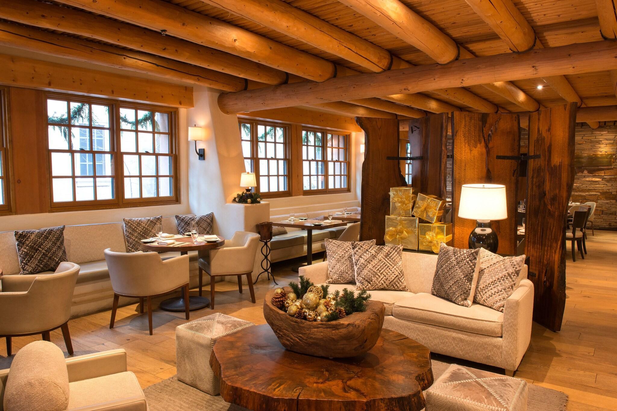 Bar/Salón Rosewood Inn of the Anasazi