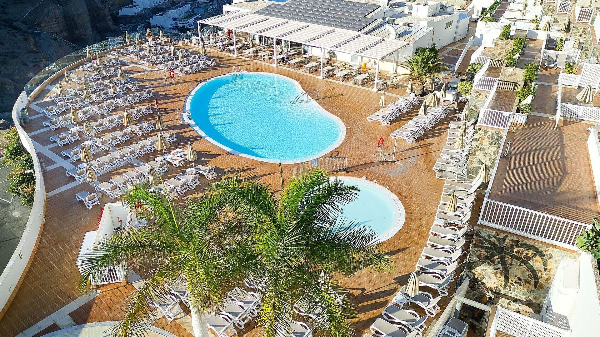 Vista Exterior Servatur Altamadores