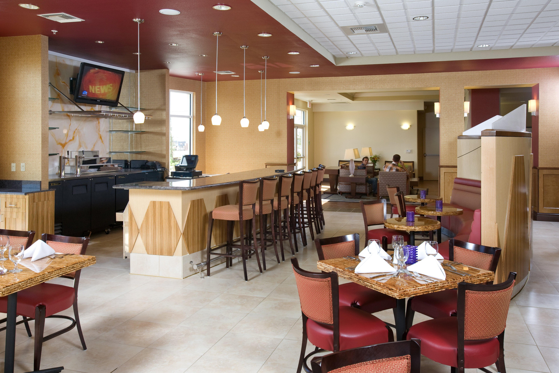 Bar/Salón Holiday Inn & Suites Bakersfield by IHG