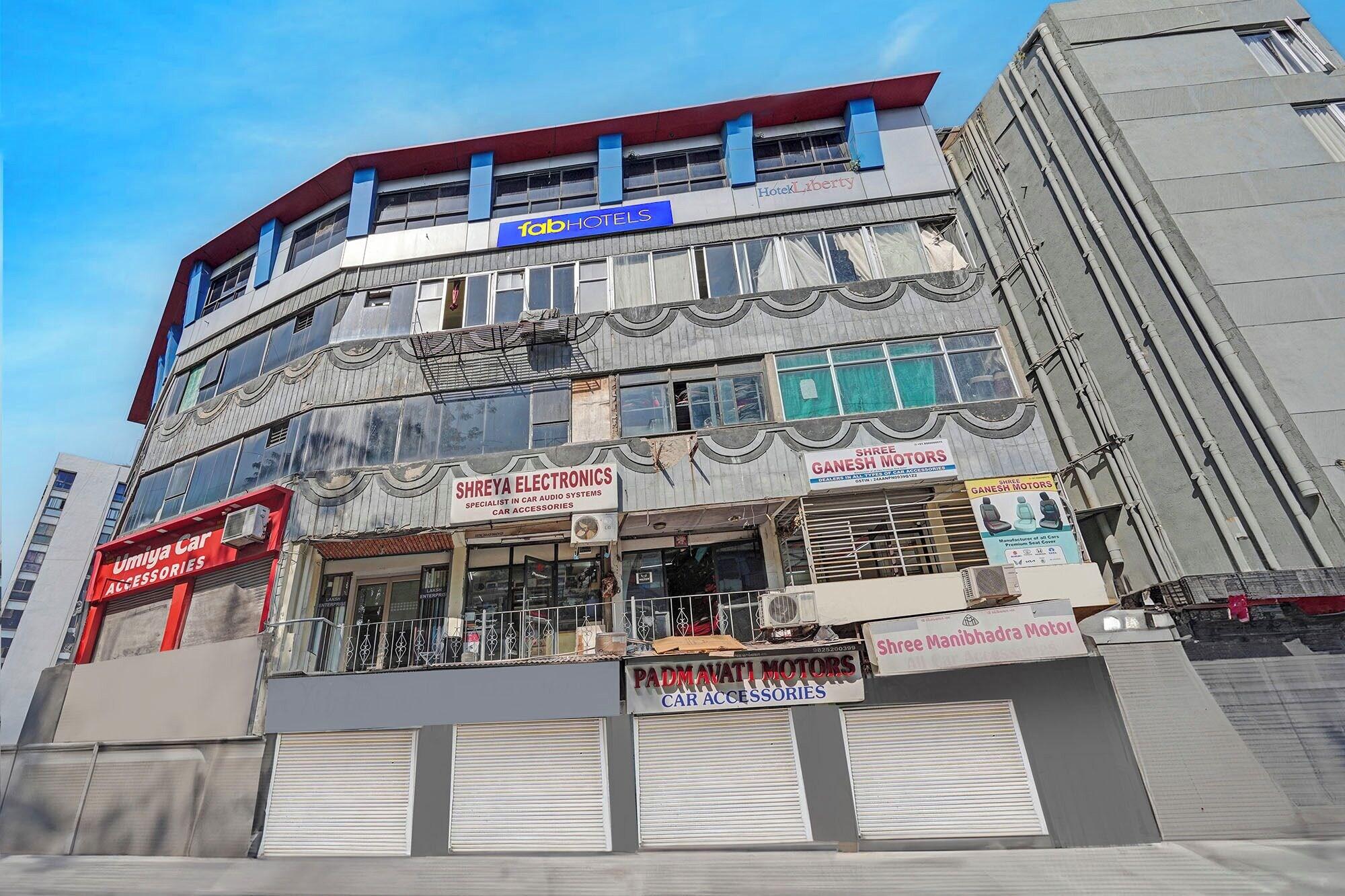 Varios Fabhotel Liberty