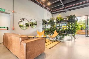 Alquiler Vacacional - Modern Suite / Coworking+Gym, WiFi 300MB, AC