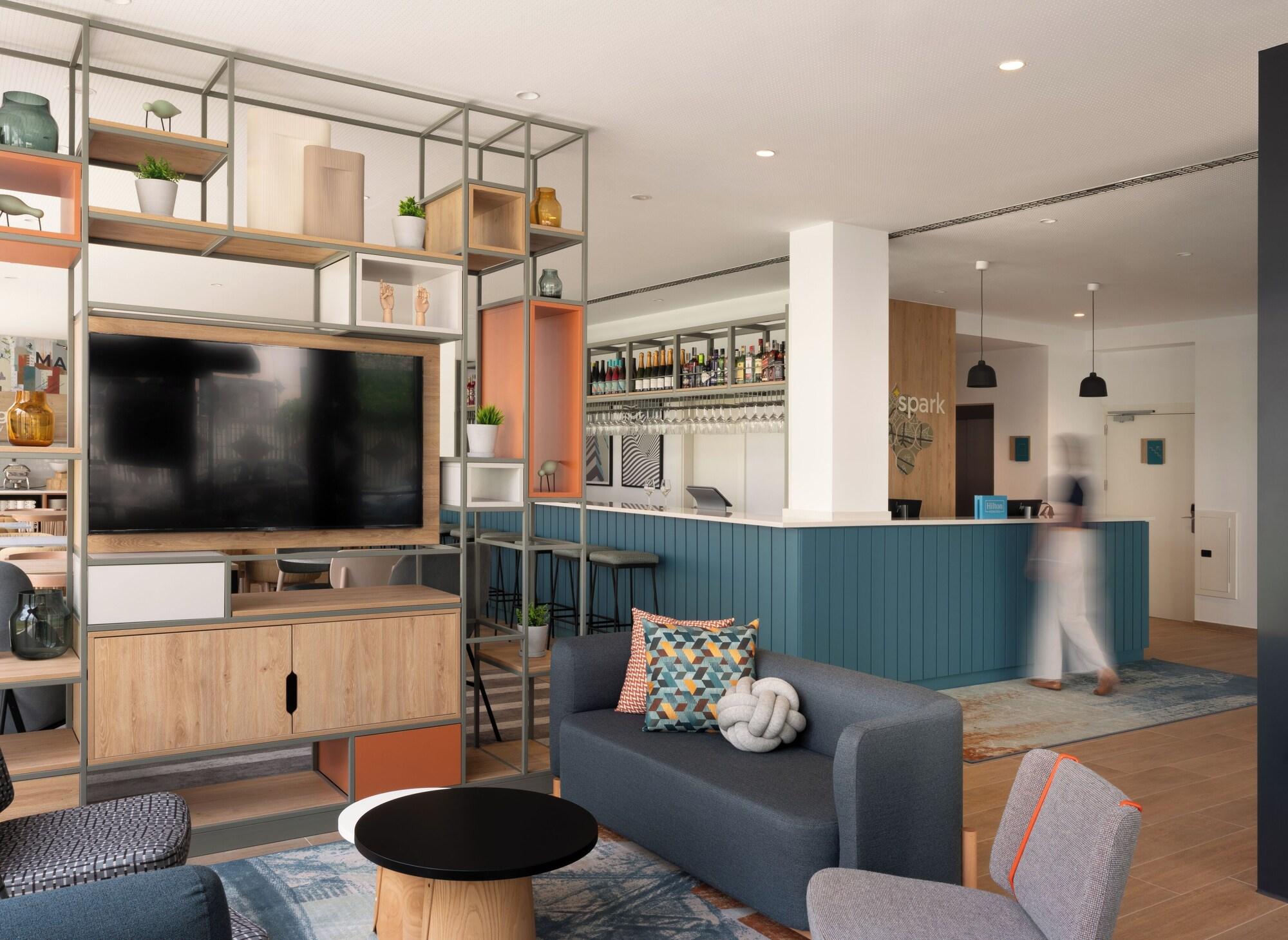 Vista Lobby Spark By Hilton Madrid Alcala