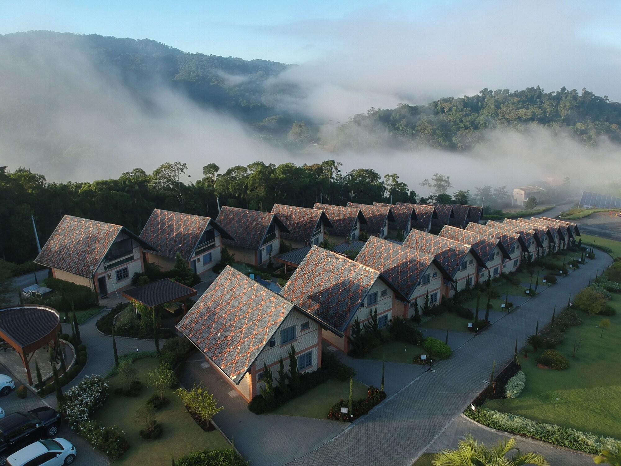 Vista Exterior Resort Ecoar