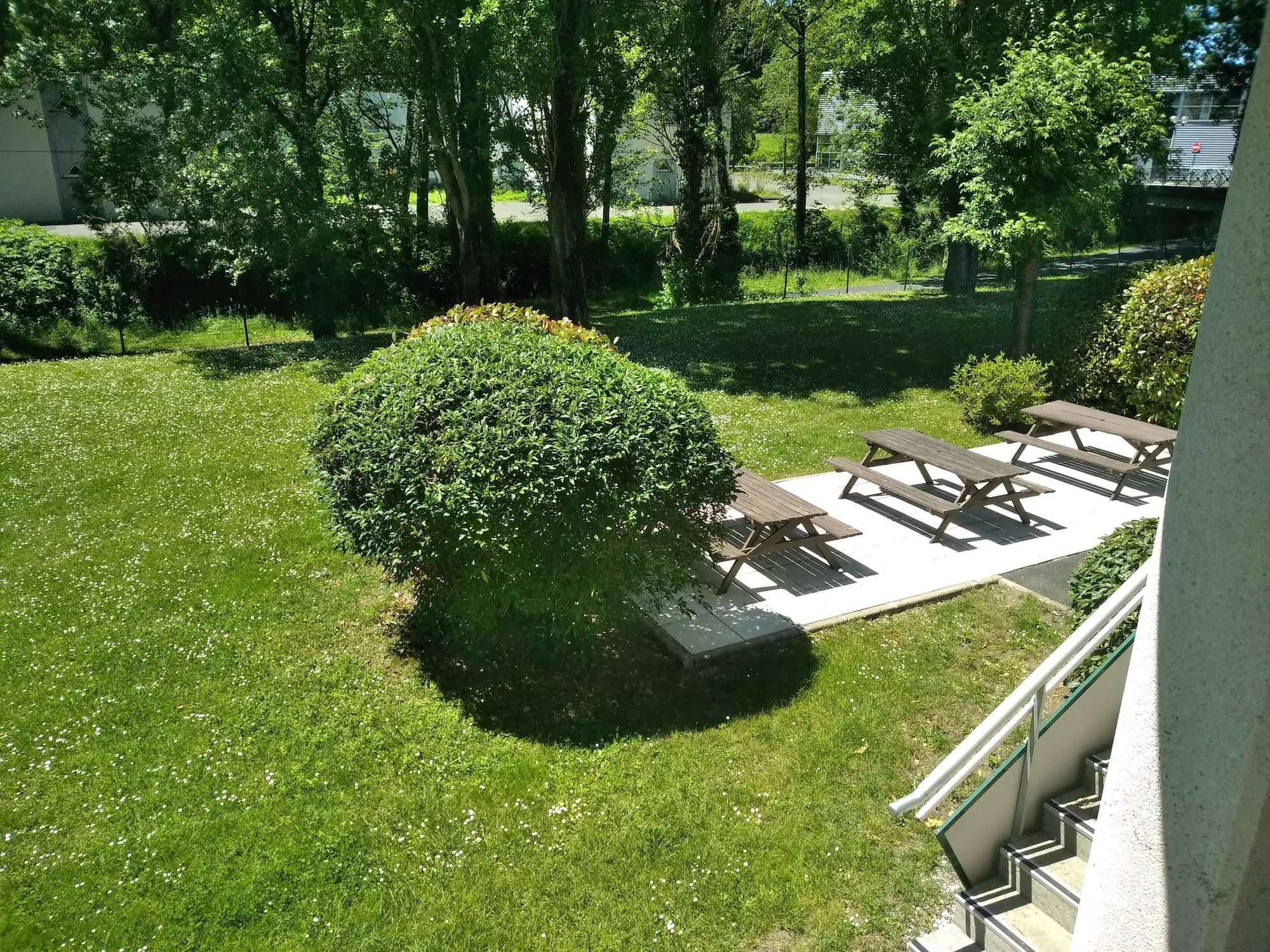 Varios Hotel Première Classe Périgueux - Boulazac