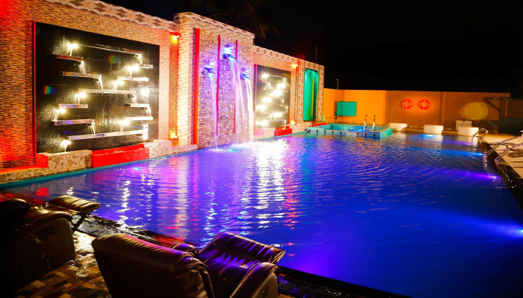 Vista Piscina Hotel White House