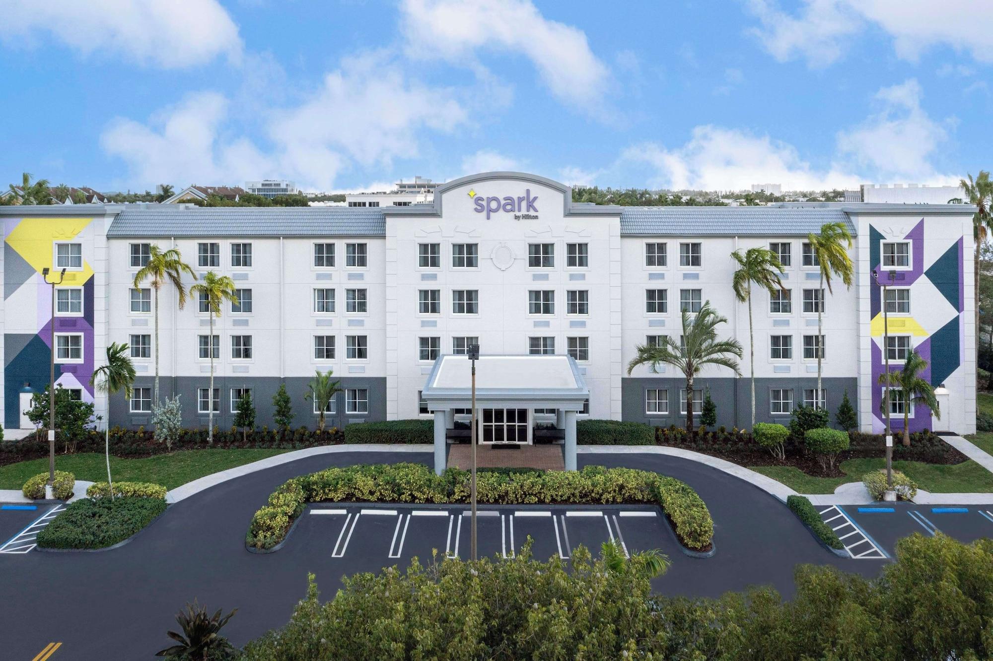 Vista Exterior Spark by Hilton Miami Doral