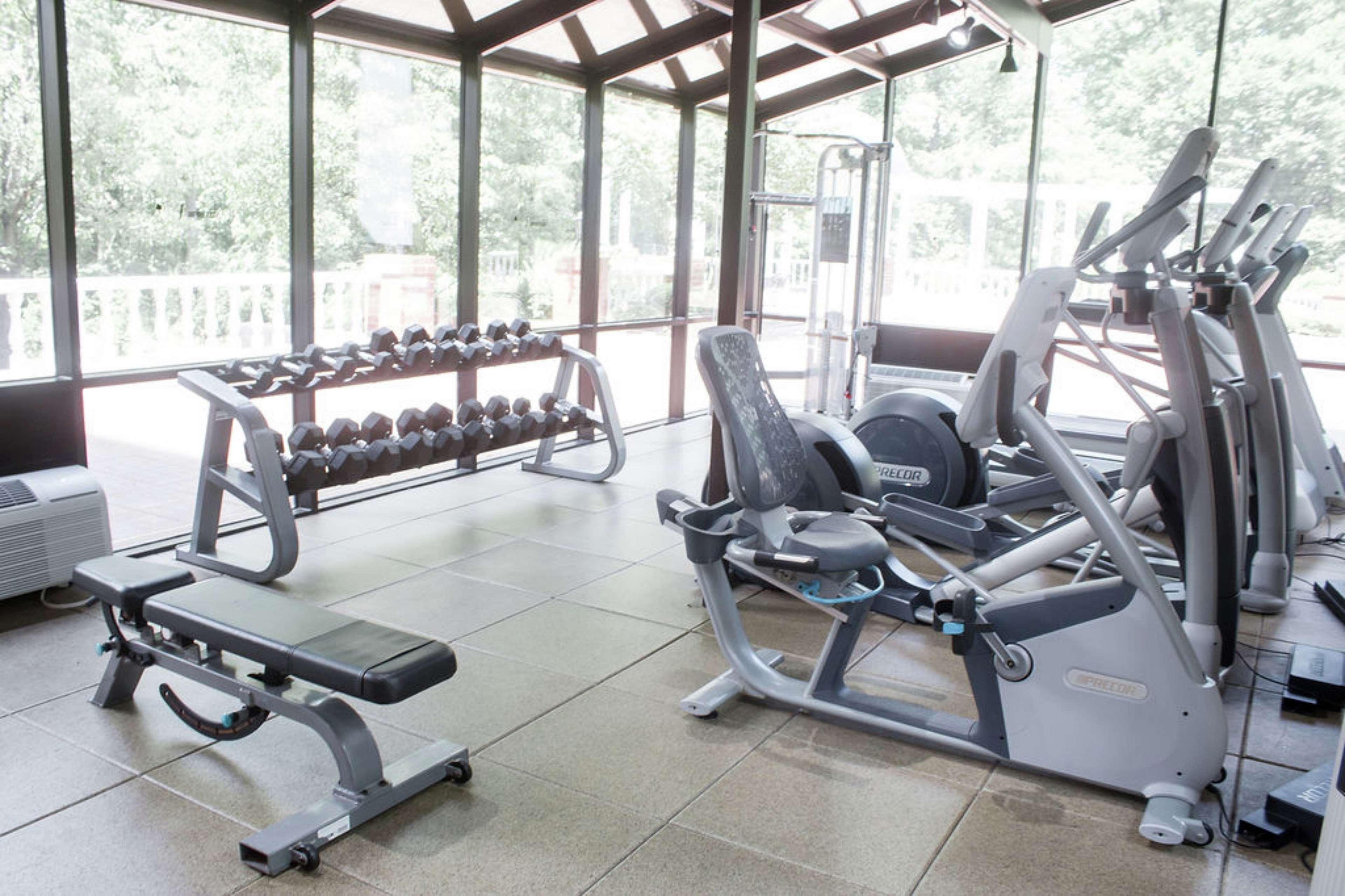 Gimnasio DoubleTree by Hilton Hotel Charlottesville