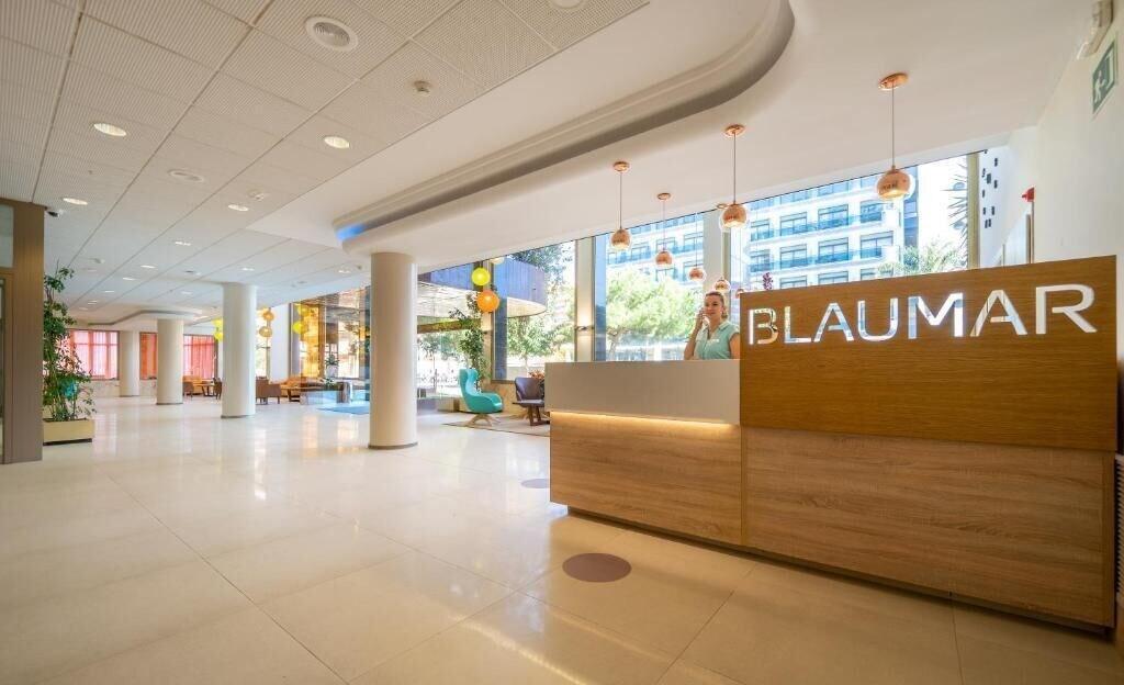Vista Lobby Blaumar