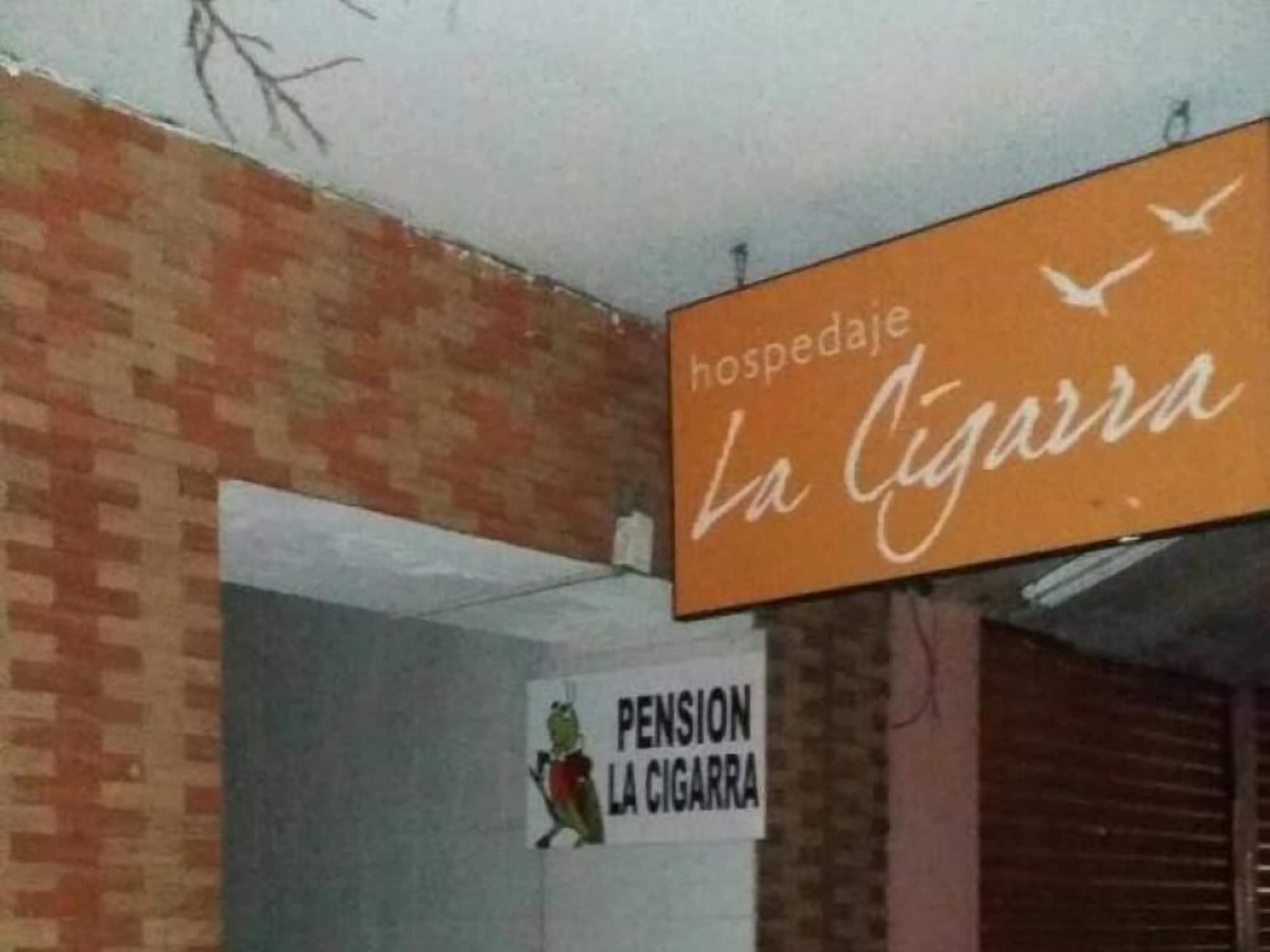 Varios Hostal La Cigarra