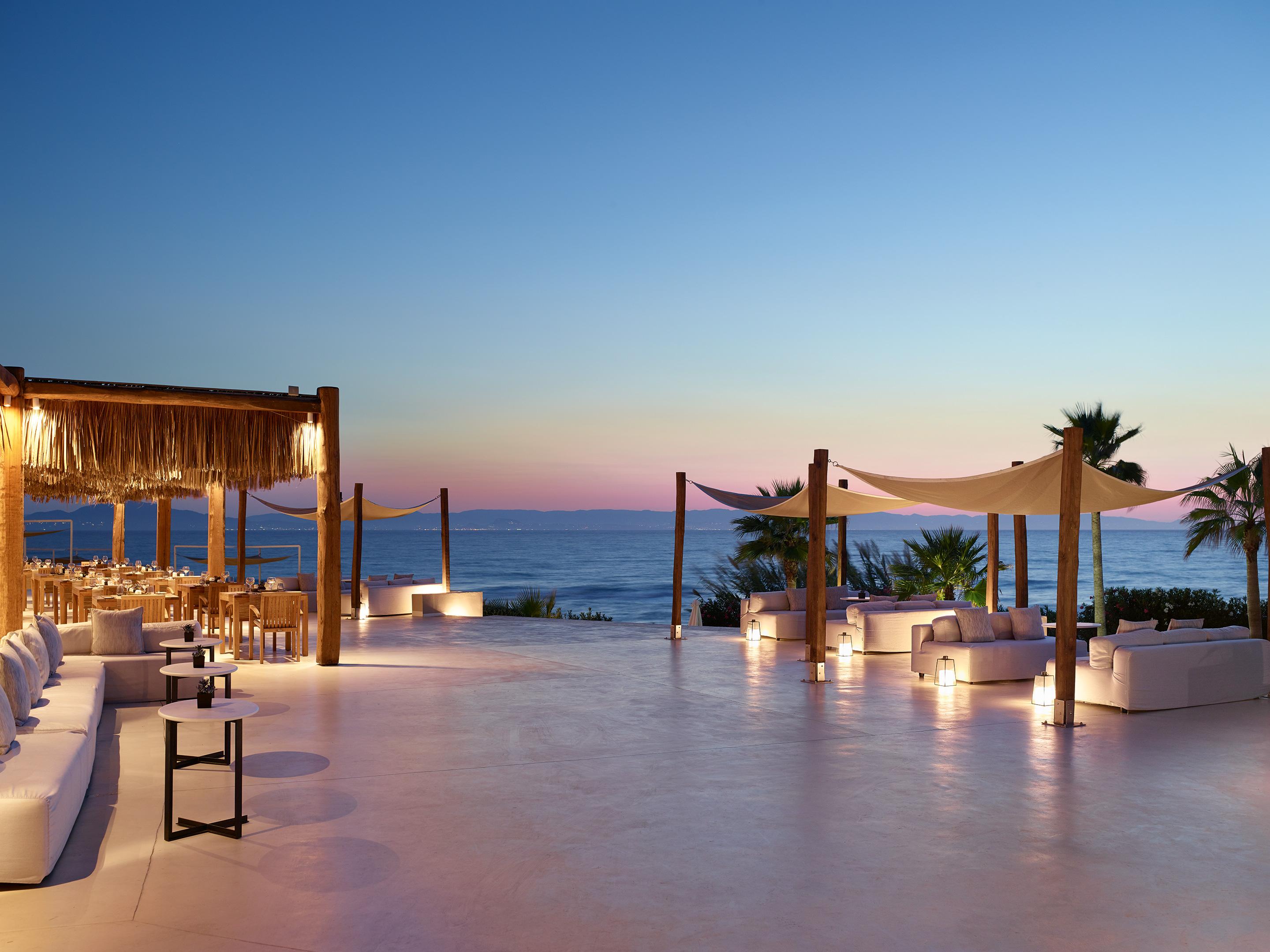 Bar/Salón Mandola Rosa a Grecotel Resort to Live