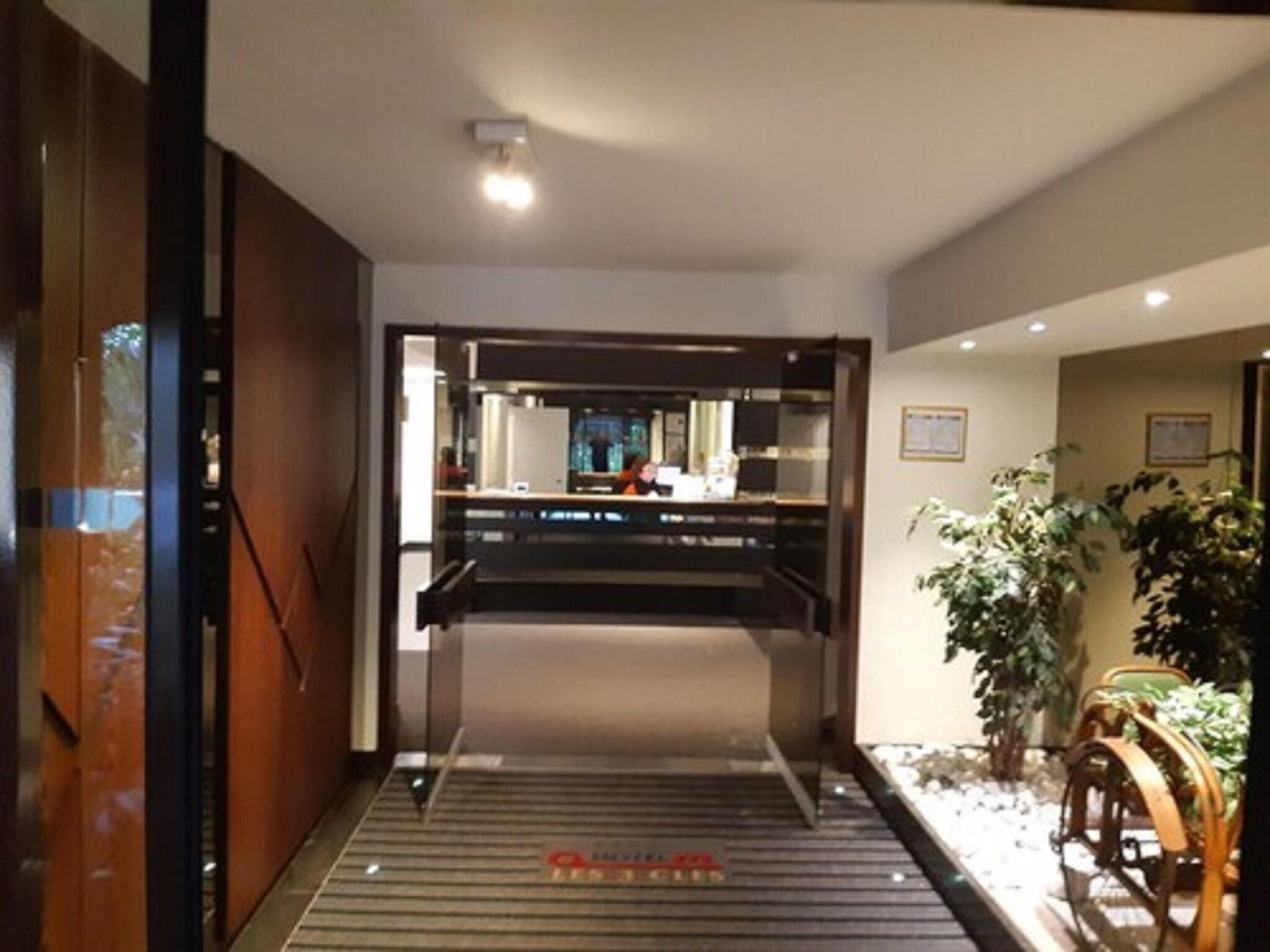 Vista Lobby Hotel Les 3 Clés