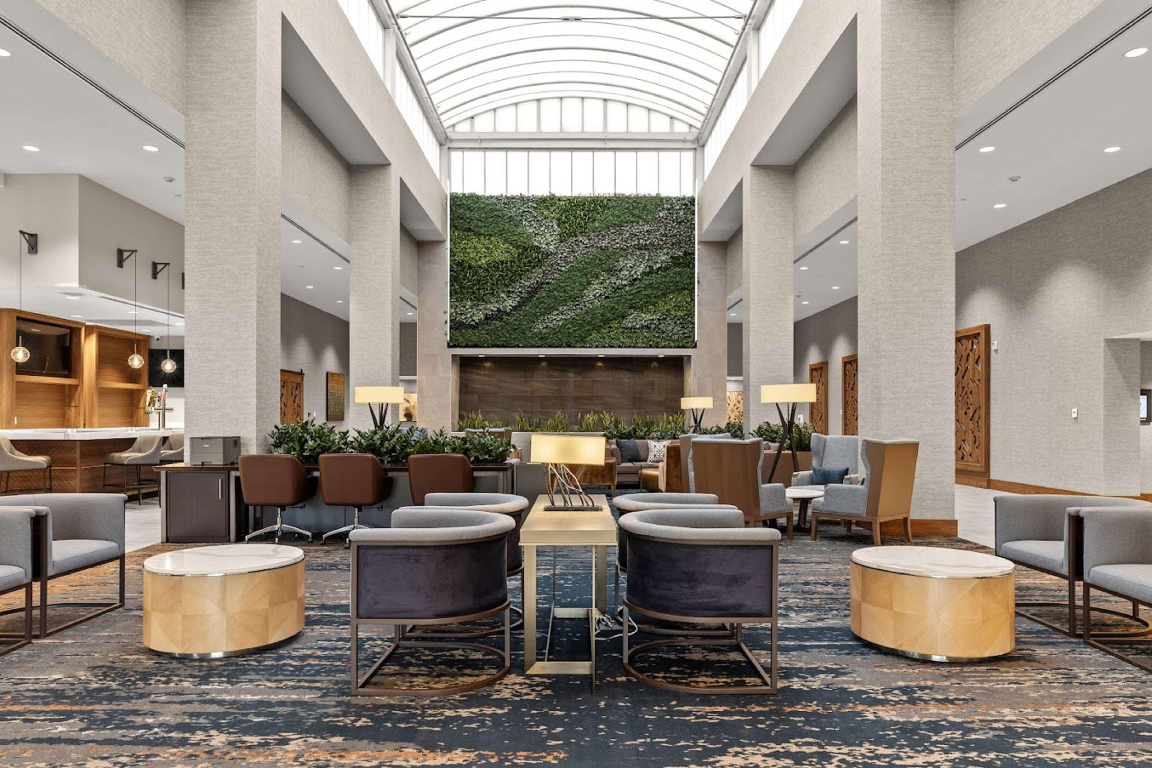 Vista Lobby Embassy Suites by Hilton Irving Las Colinas