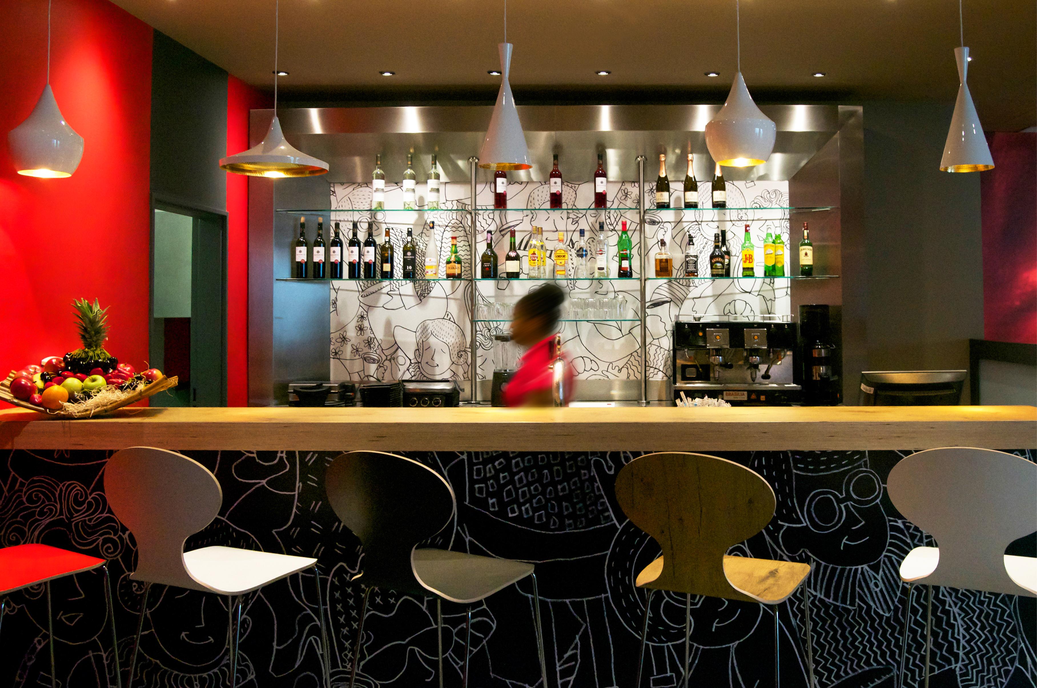 Bar/Salón ibis Lisboa Centro Saldanha