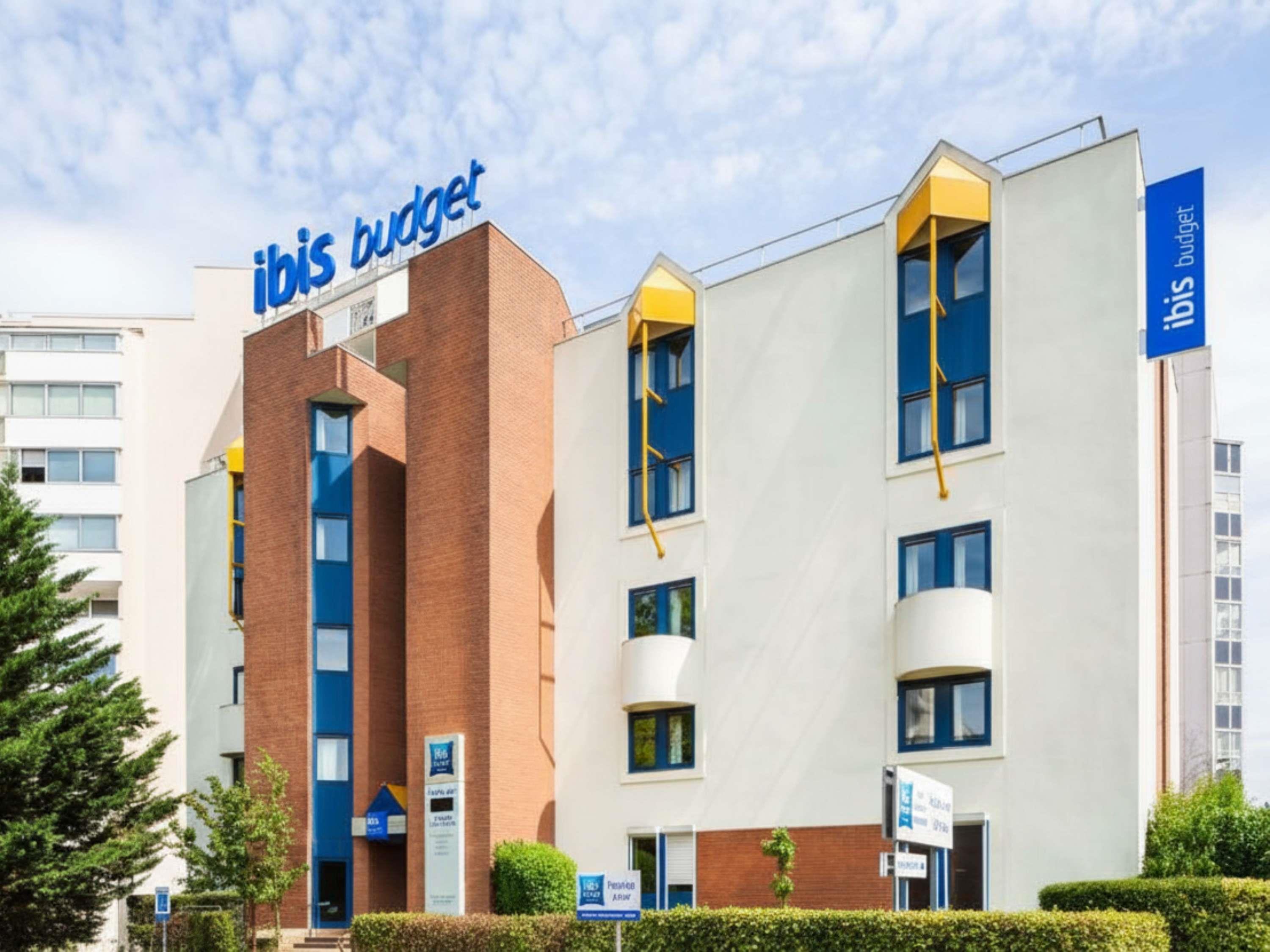 Vista Exterior Ibis Budget Marne-la-Vallée Noisy-le-Grand
