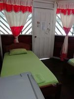 Alquiler Vacacional - Hotel con ubicación central a Puerto Nariño.