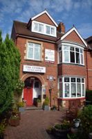 Alojamiento - Lyndsay Guest House