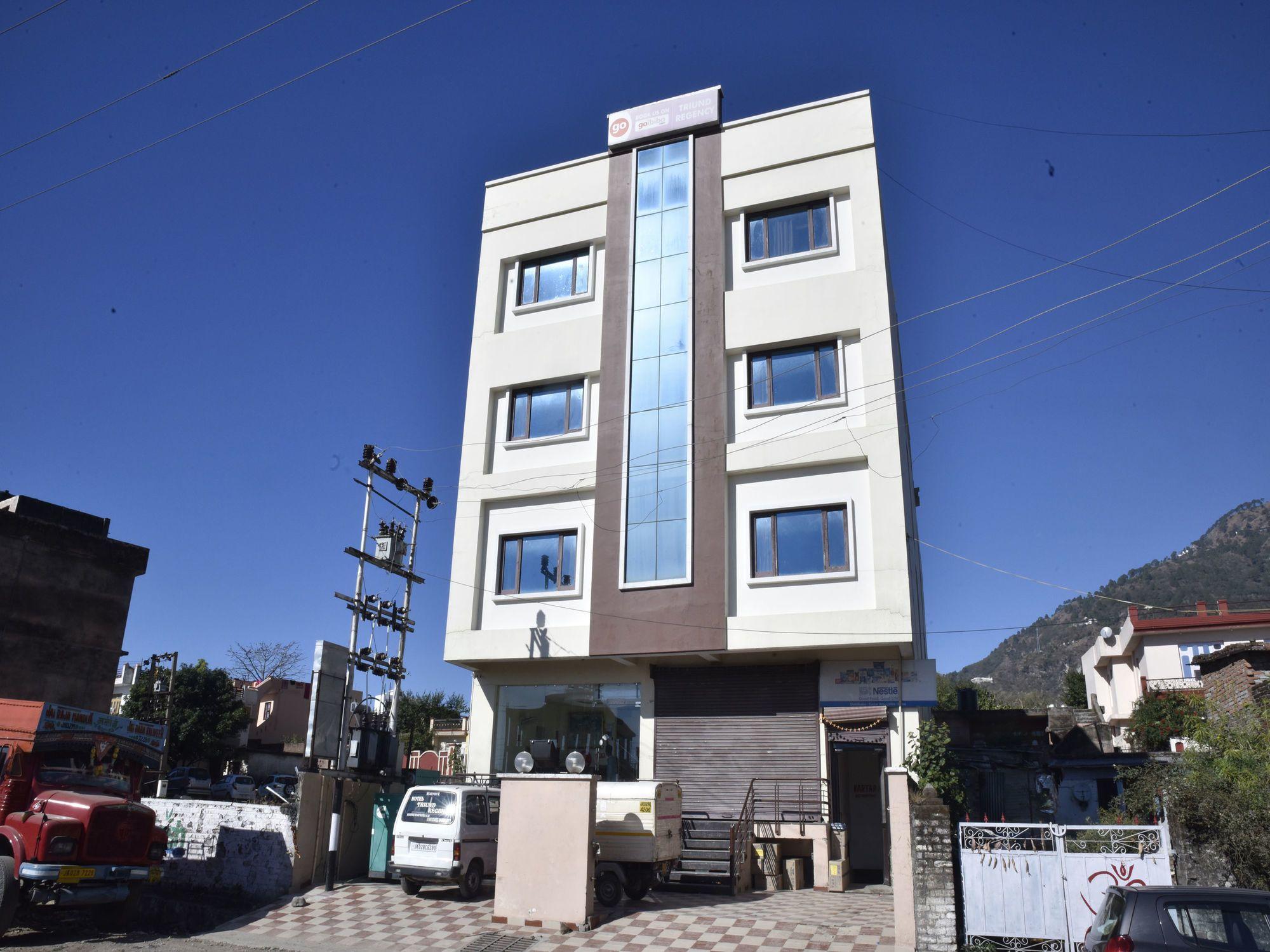 Vista Exterior OYO 10753 Hotel Triund Regency