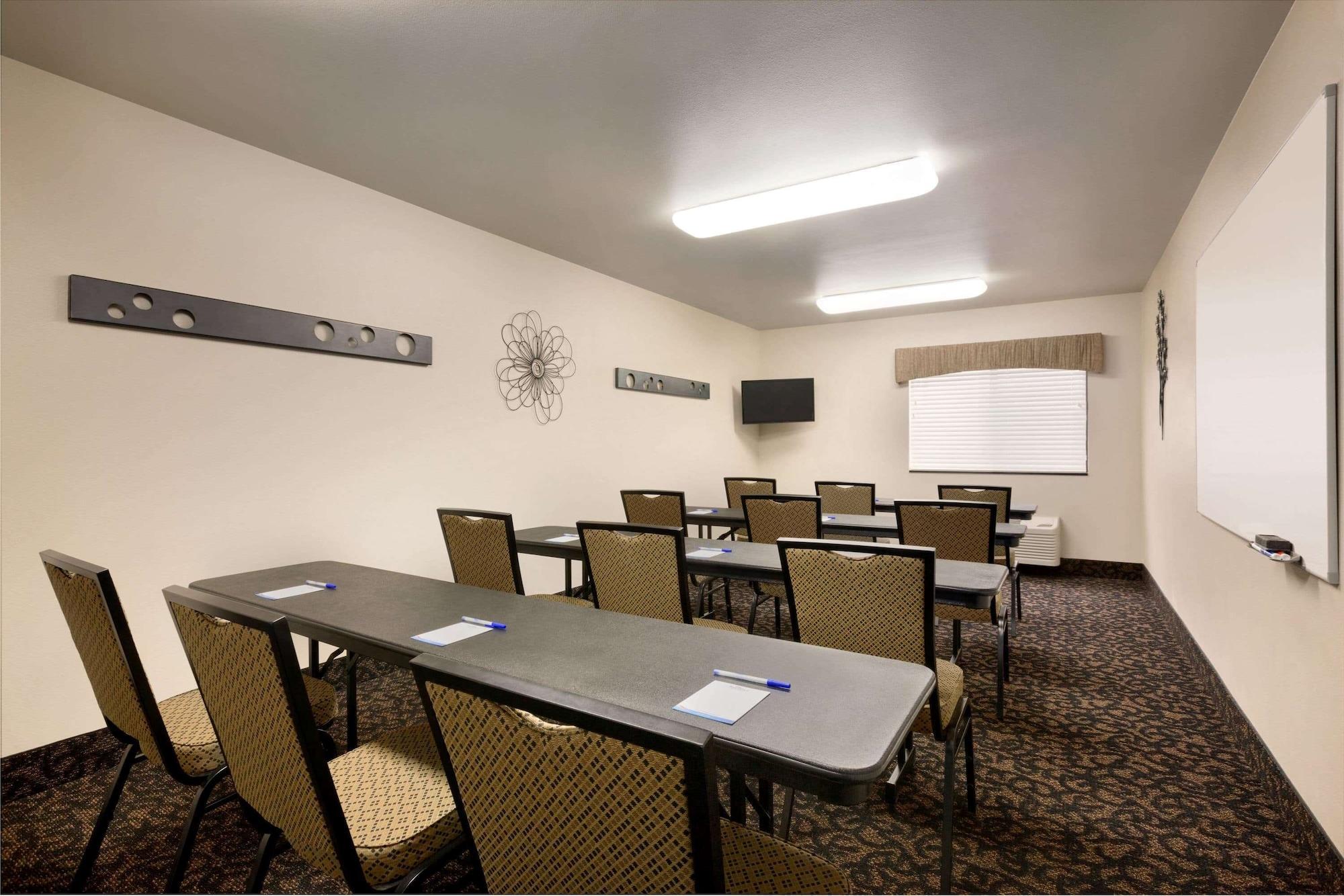Sala de Reuniones Baymont by Wyndham Glendive