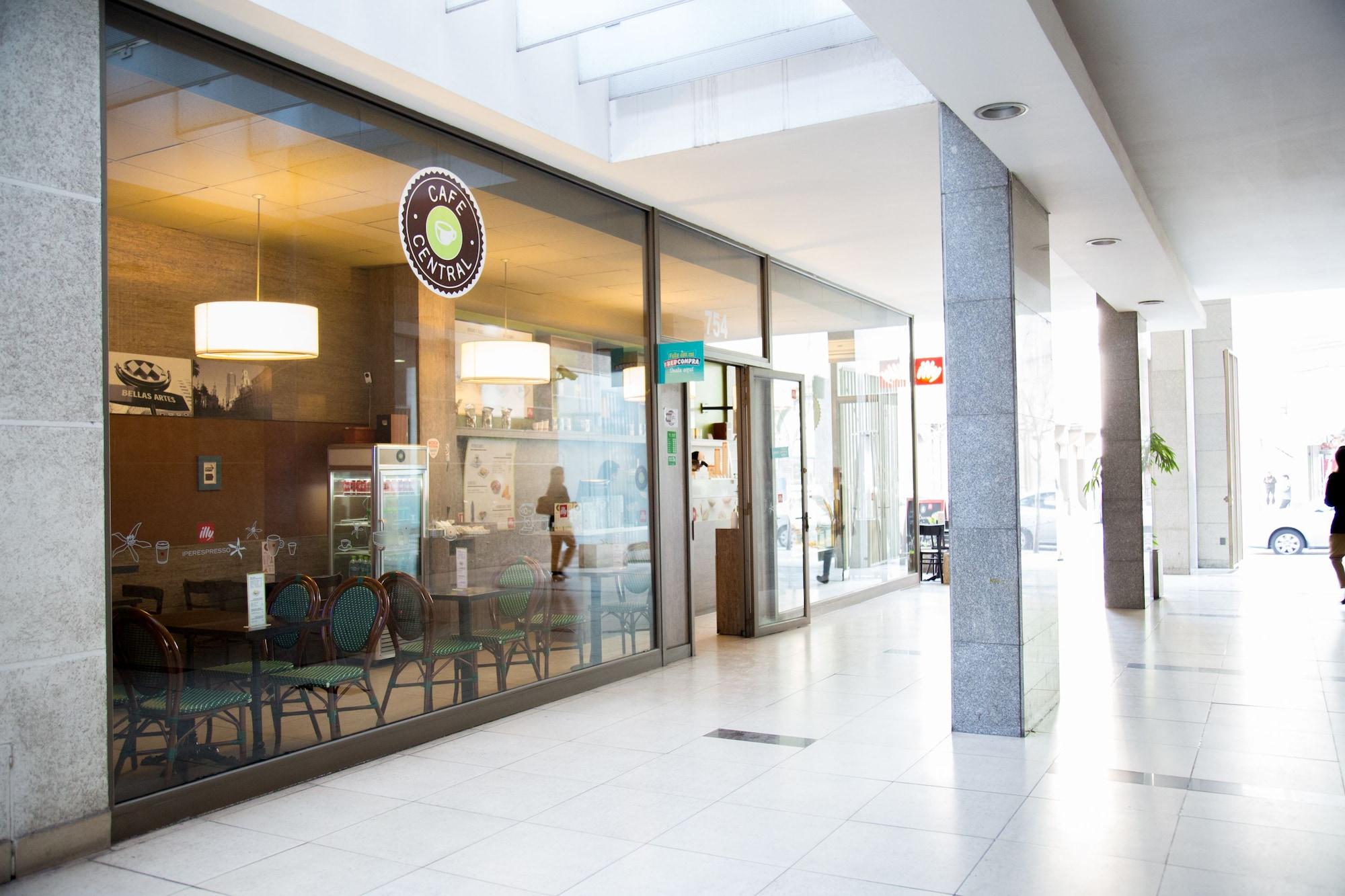 Bar/Salón Boulevard Bellas Artes