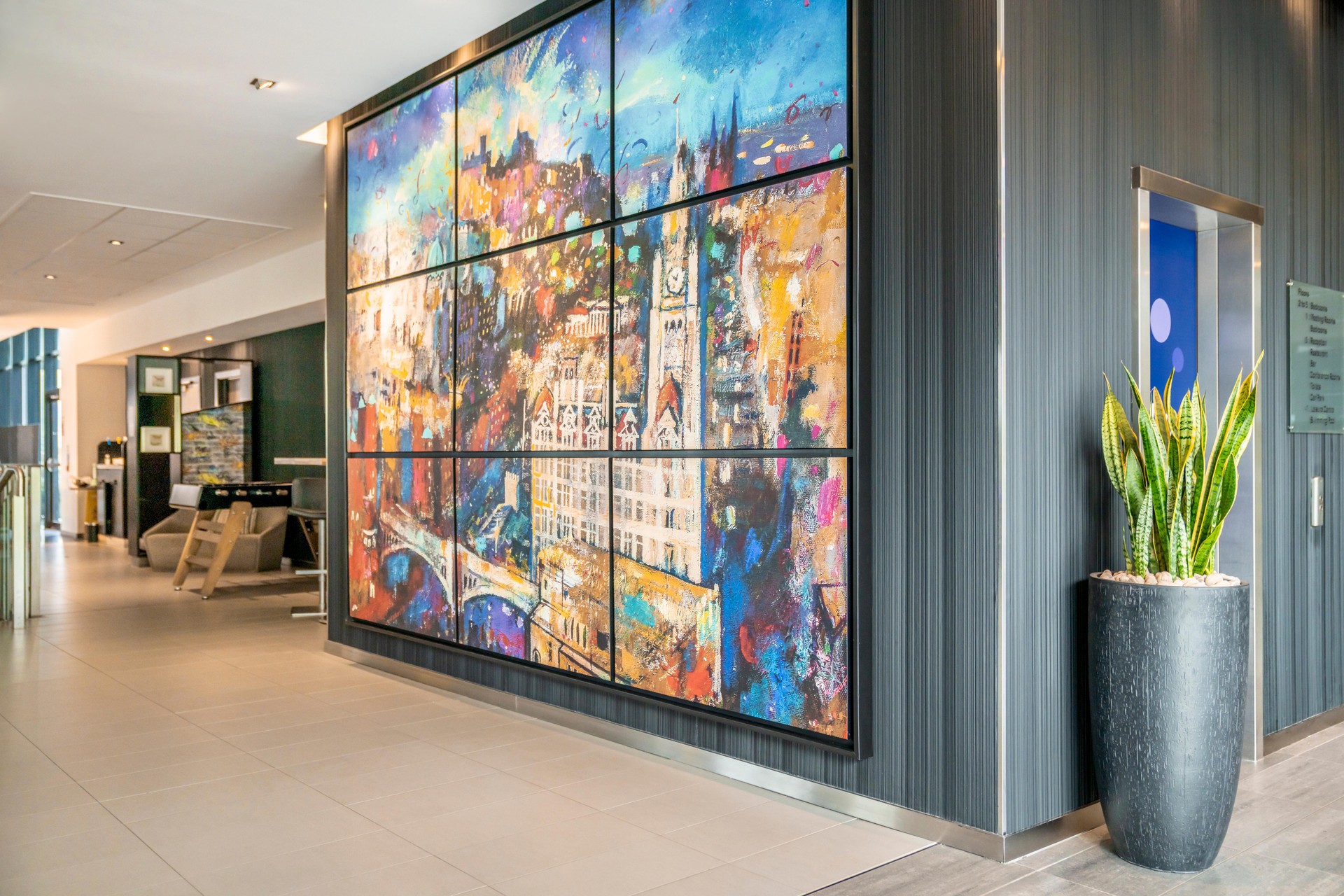 Vista Lobby Novotel Edinburgh Park