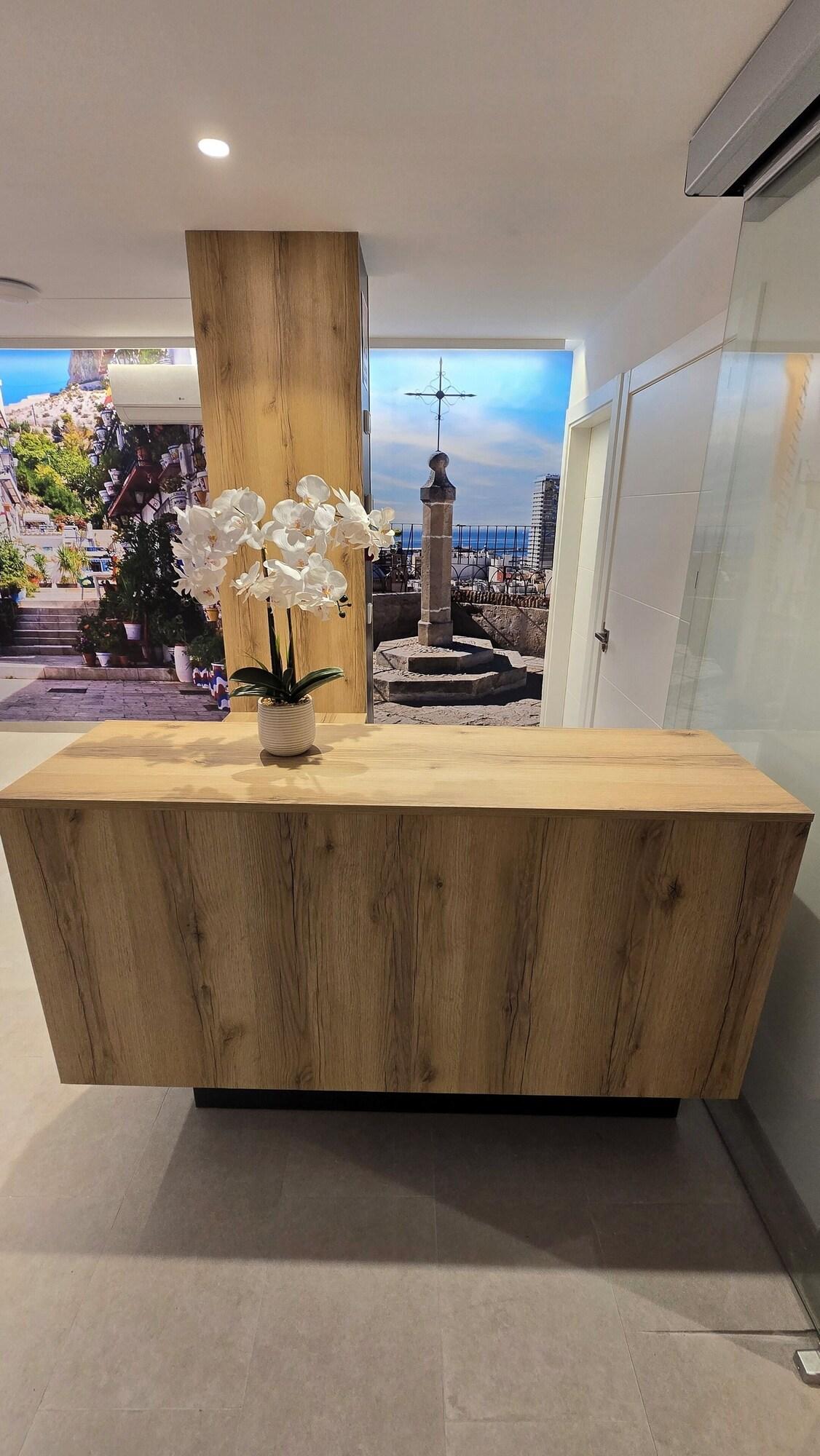 Vista Lobby Hostal Rambla 24 by Holihome