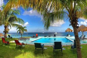 Alojamiento - Blue Angel Resort