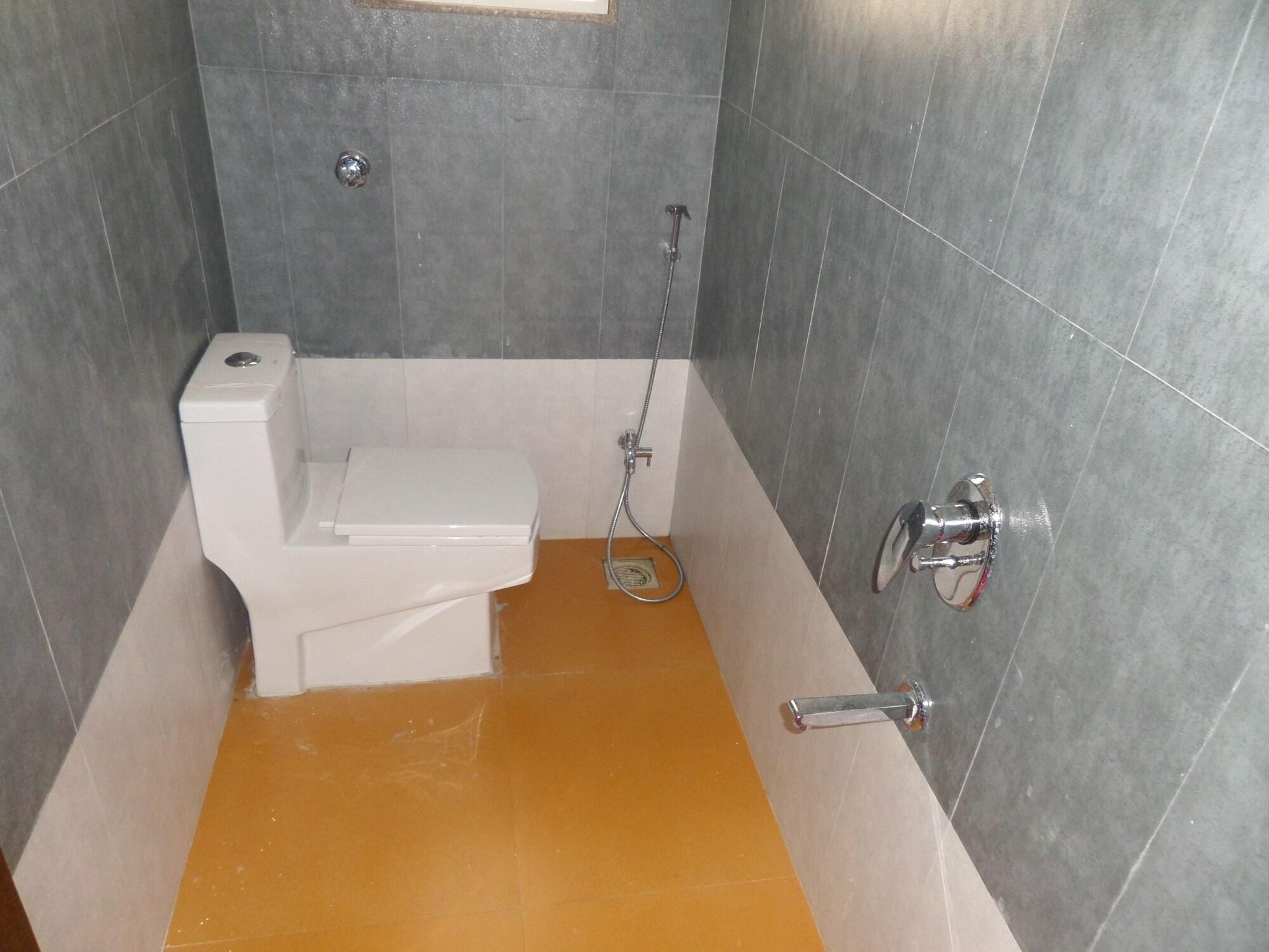Equipamiento de Habitación Hotel Gandharv Garden