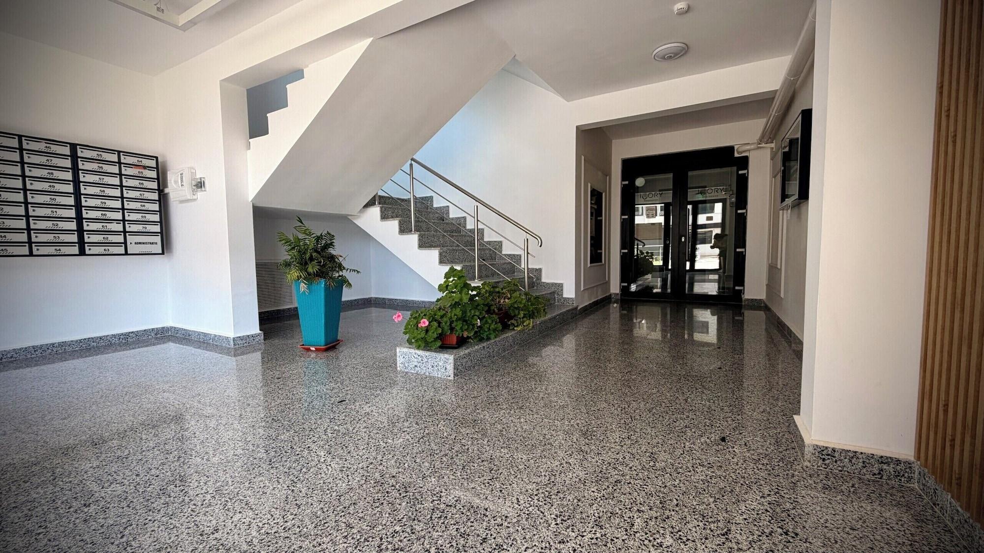 Varios Ivory Residence Apartments Modern Style