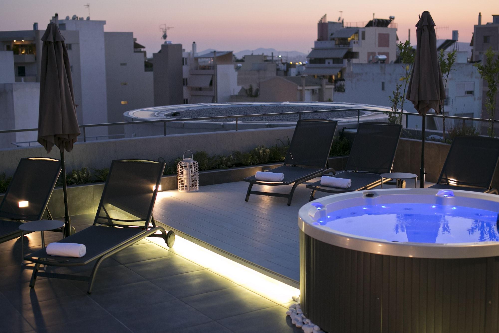 Vista Exterior 47 Luxury Suites