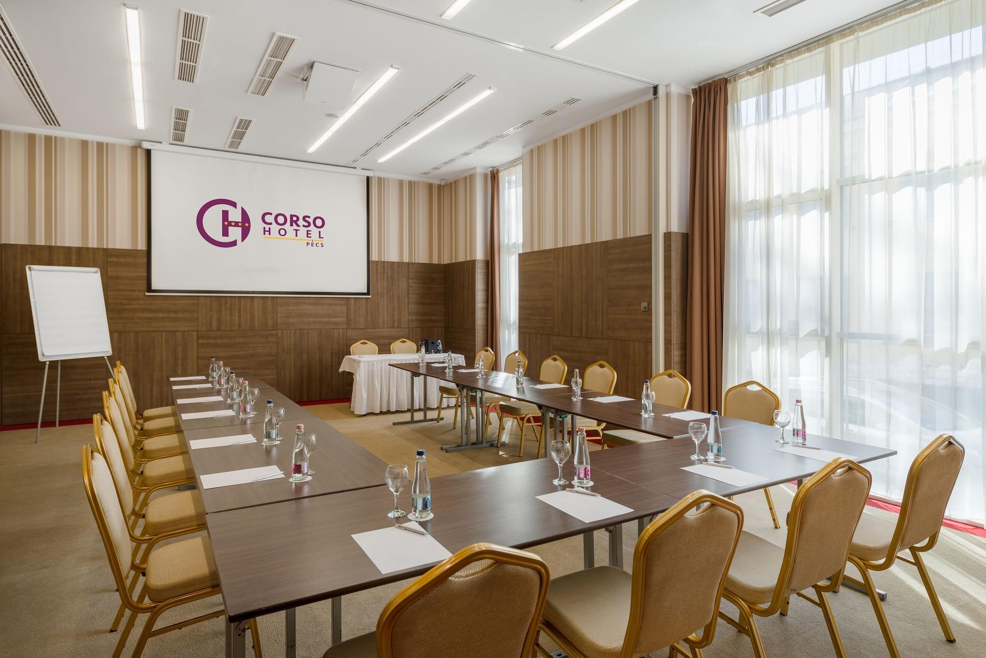 Sala de Reuniones Corso Hotel Pécs