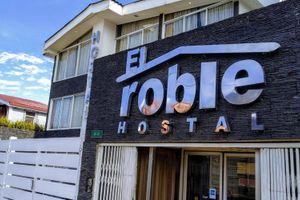 Alojamiento - Hostal El Roble